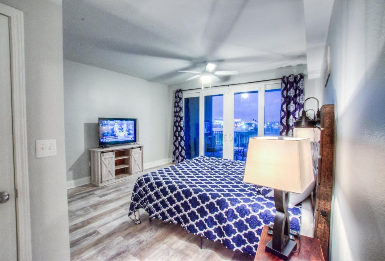 Brand New!Laketown Wharf 334! Beautiful 3 Bd, Great Amenities, And Great Location Панама-Сіті-Біч Екстер'єр фото